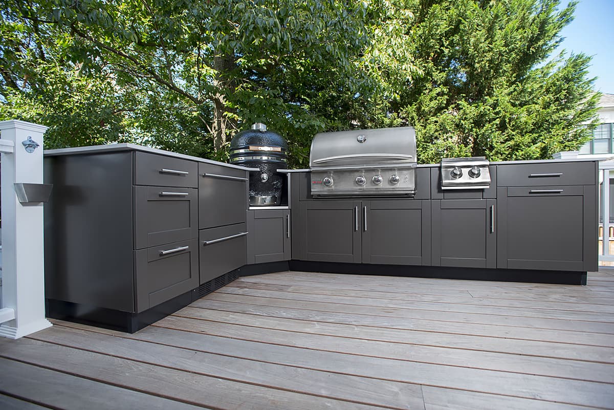 16 Must-Have Outdoor Kitchen Accessories and Appliances