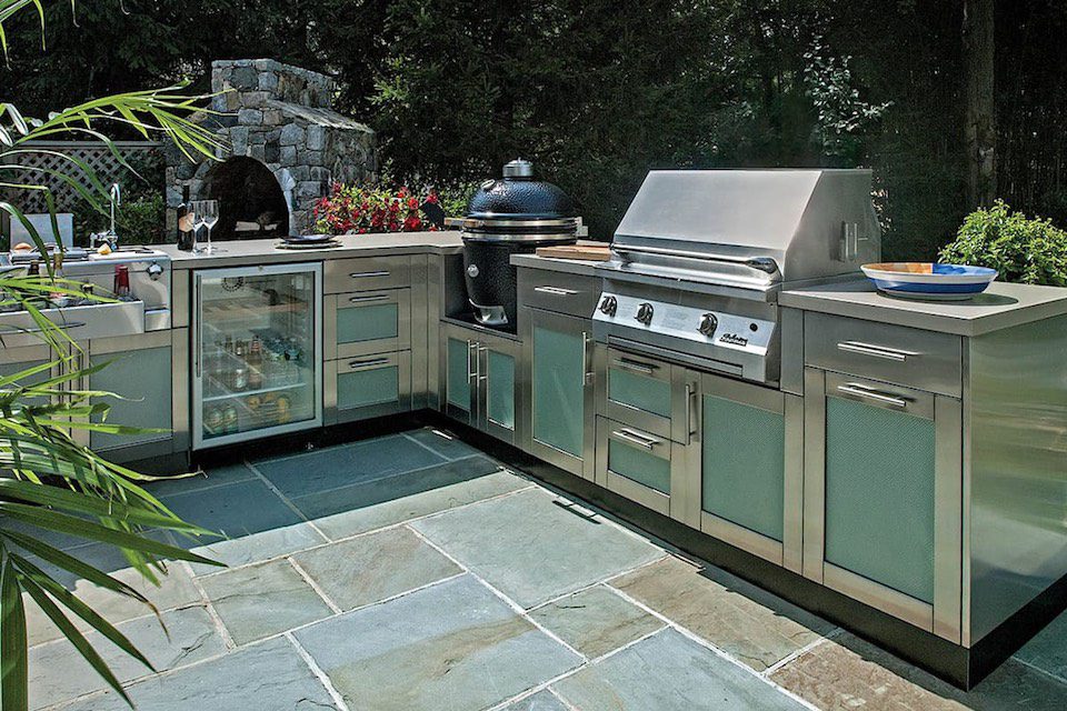 Luxury Outdoor Kitchen Appliances