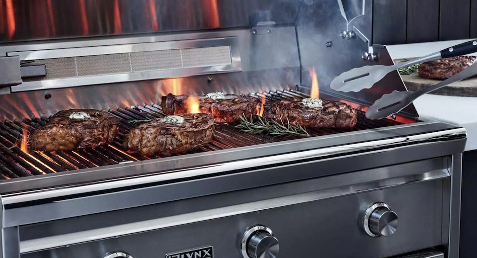 The best outdoor cooking equipment for the ultimate barbecue