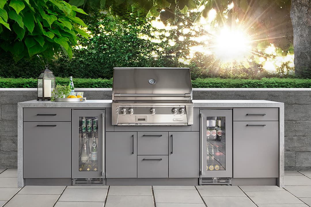 high quality outdoor cabinetry and grill